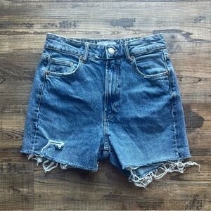 Zara Women’s Blue Denim Distressed High Waisted Jean Shorts Raw Hem Size 4